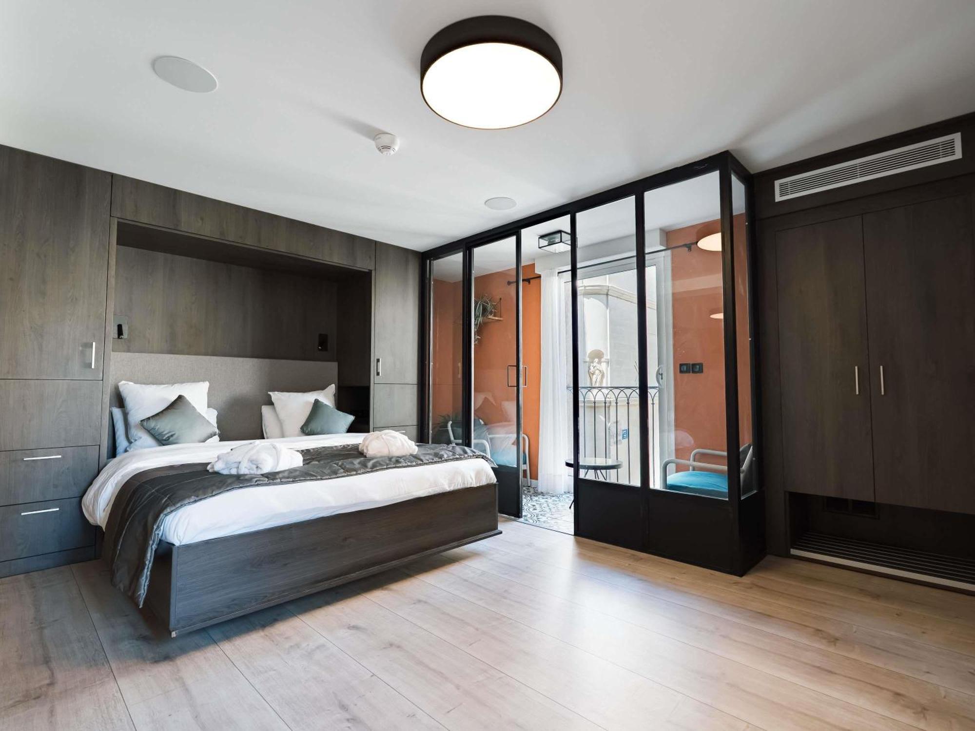 Mercure Pont D’avignon Centre Hotel 4*